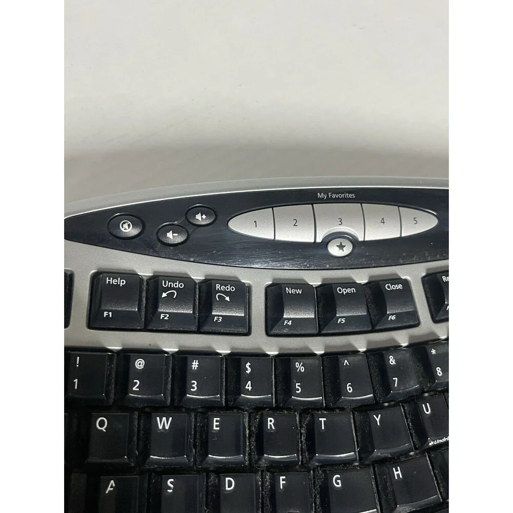 Microsoft Wireless Comfort Keyboard 4000 (1045) w/ USB Receiver, English